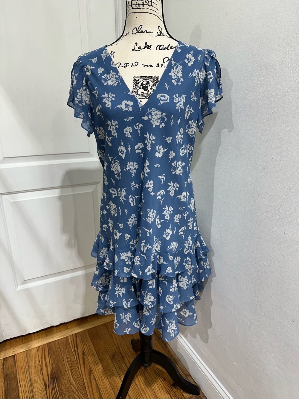 Lauren Ralph Lauren Blue Floral Ruffle V-Neck Mini Dress